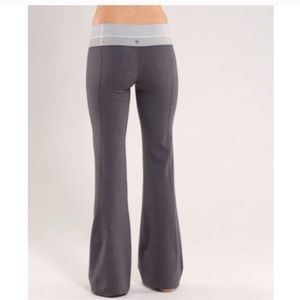 Reversible lululemon yoga pants